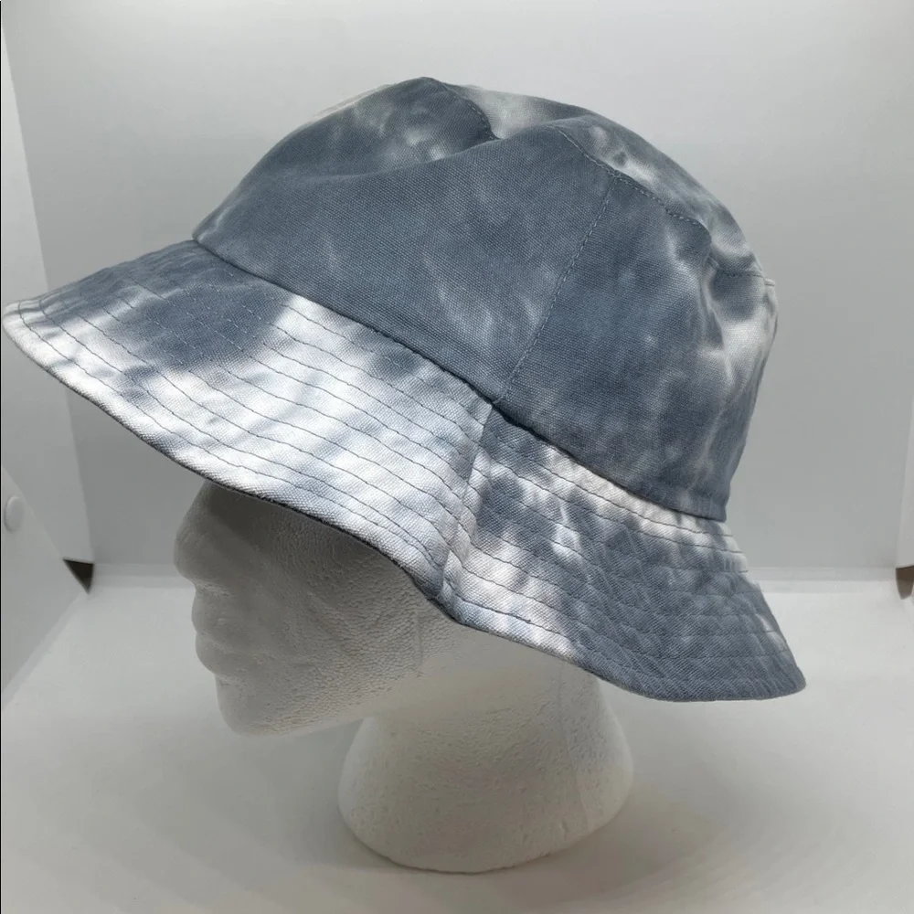 Vince Camuto Tye Dye Bucket Hat